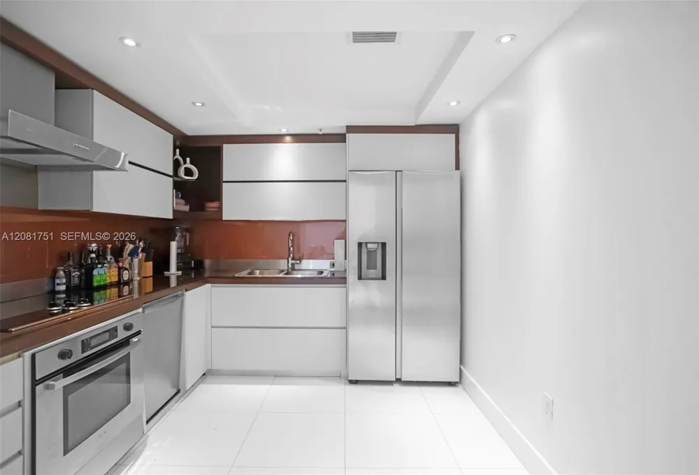 2155 Washington Ct #601 Miami Beach, FL 33139