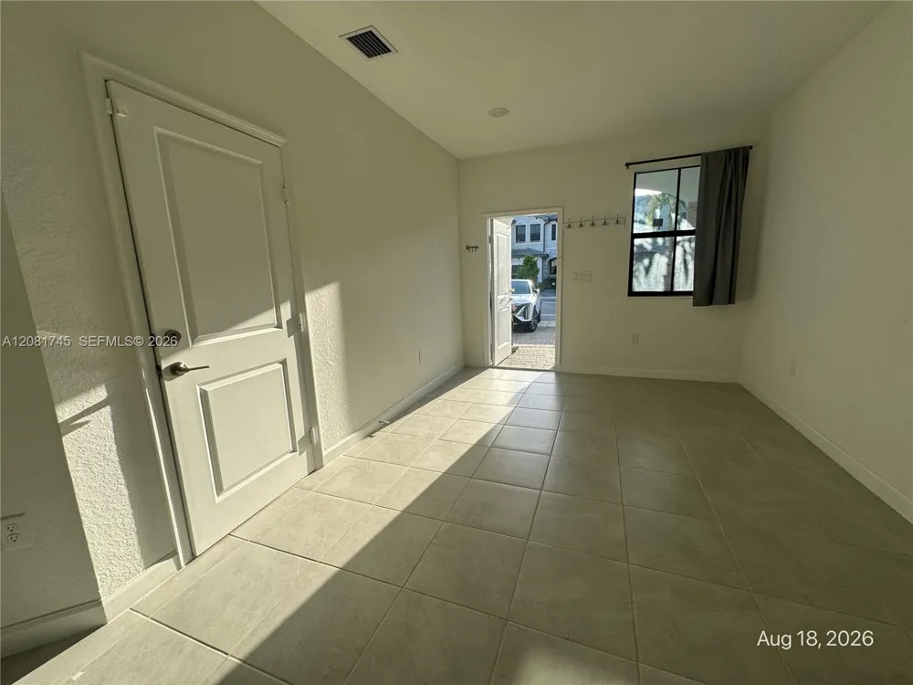 28567 SW 134th Ave Homestead, FL 33033