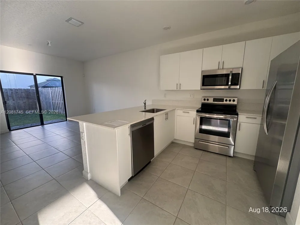 28567 SW 134th Ave Homestead, FL 33033