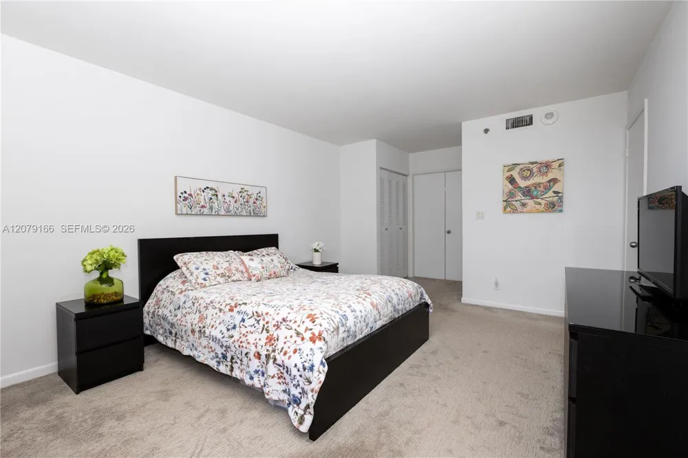 3300 NE 192nd St #702 Aventura, FL 33180