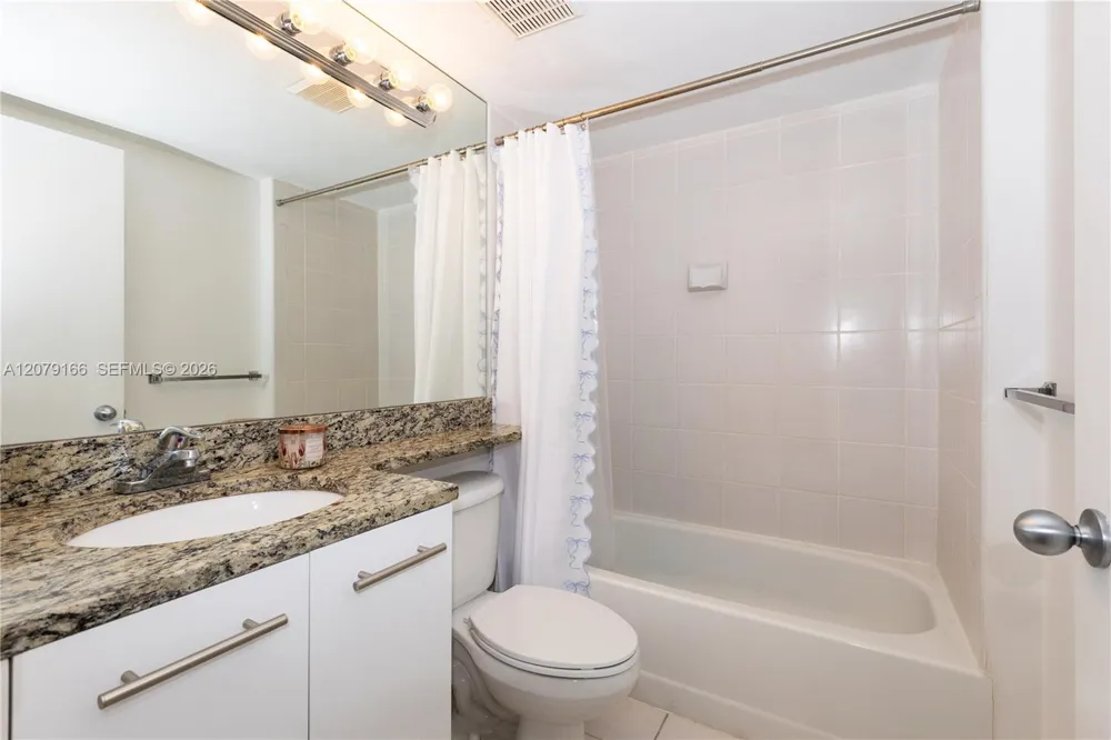 3300 NE 192nd St #702 Aventura, FL 33180