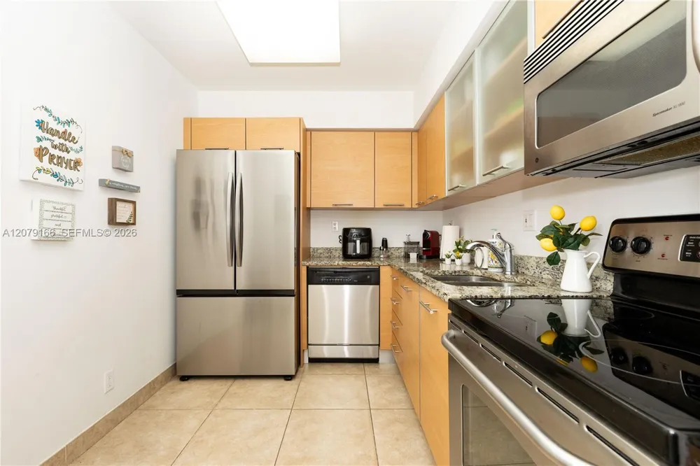 3300 NE 192nd St #702 Aventura, FL 33180