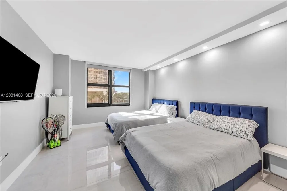 9801 Collins Ave #5U Bal Harbour, FL 33154