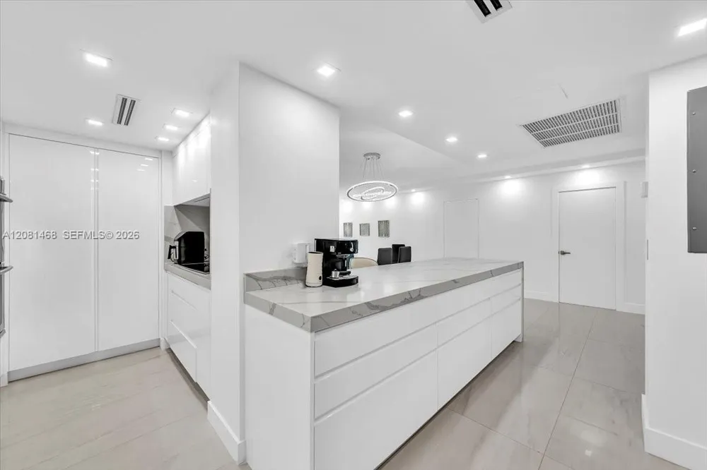 9801 Collins Ave #5U Bal Harbour, FL 33154