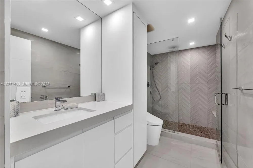9801 Collins Ave #5U Bal Harbour, FL 33154