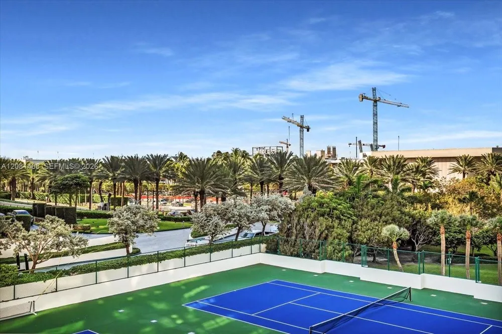 9801 Collins Ave #5U Bal Harbour, FL 33154
