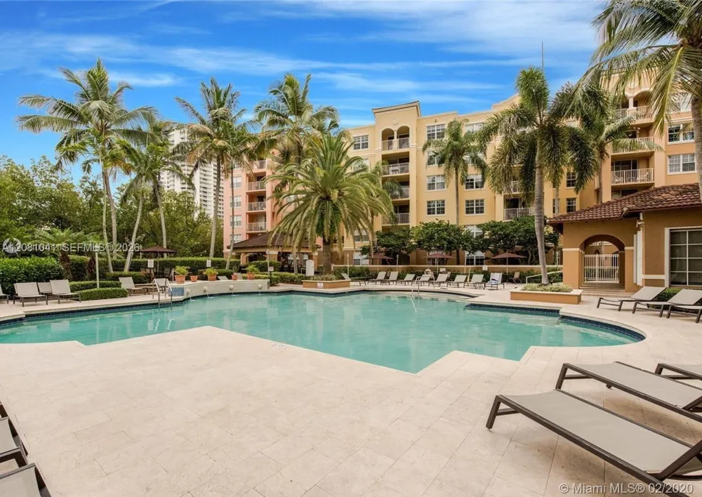 19999 E COUNTRY CLUB DR #1401 Aventura, FL 33180