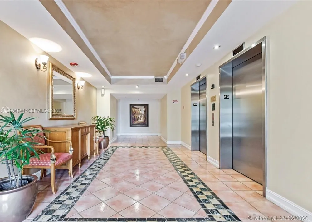19999 E COUNTRY CLUB DR #1401 Aventura, FL 33180