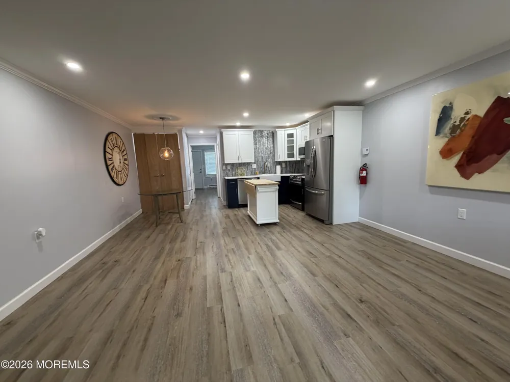 533 Dartmoor Court Lakewood, NJ 08701