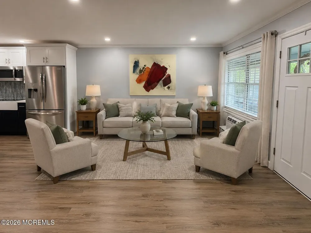 533 Dartmoor Court Lakewood, NJ 08701