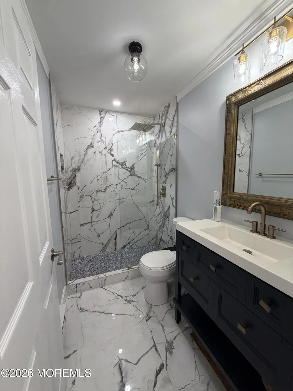 533 Dartmoor Court Lakewood, NJ 08701