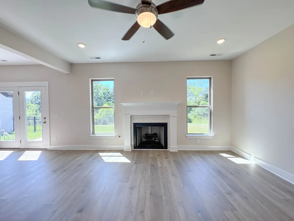 112 Harlinsdale Blvd Gallatin, TN 37066