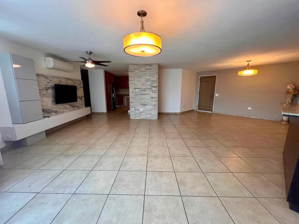 675 SERGIO CUEVAS BUSTAMANTE #401 San Juan, PR 00911