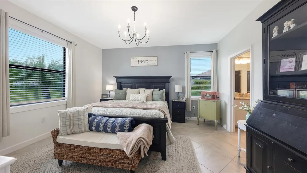 5212 MARINA BASIN COURT Bradenton, FL 34211
