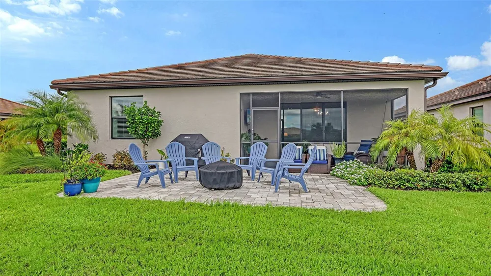 5212 MARINA BASIN COURT Bradenton, FL 34211