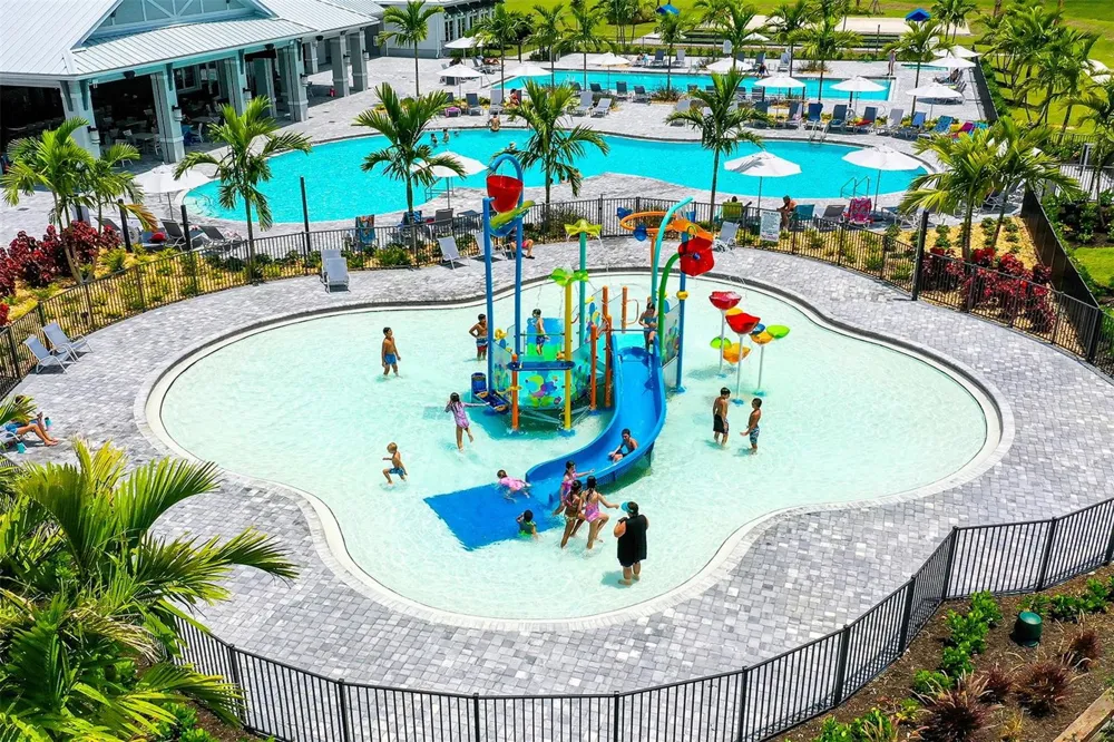5212 MARINA BASIN COURT Bradenton, FL 34211