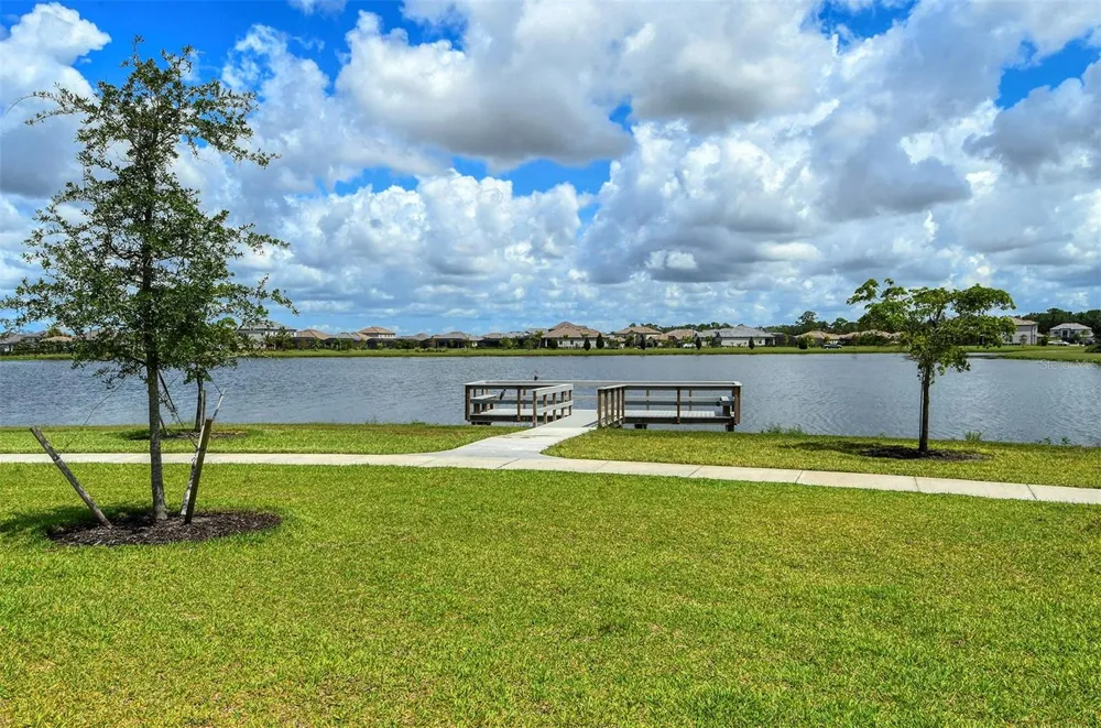 5212 MARINA BASIN COURT Bradenton, FL 34211
