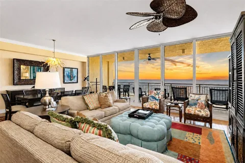 15208 GULF BOULEVARD #404