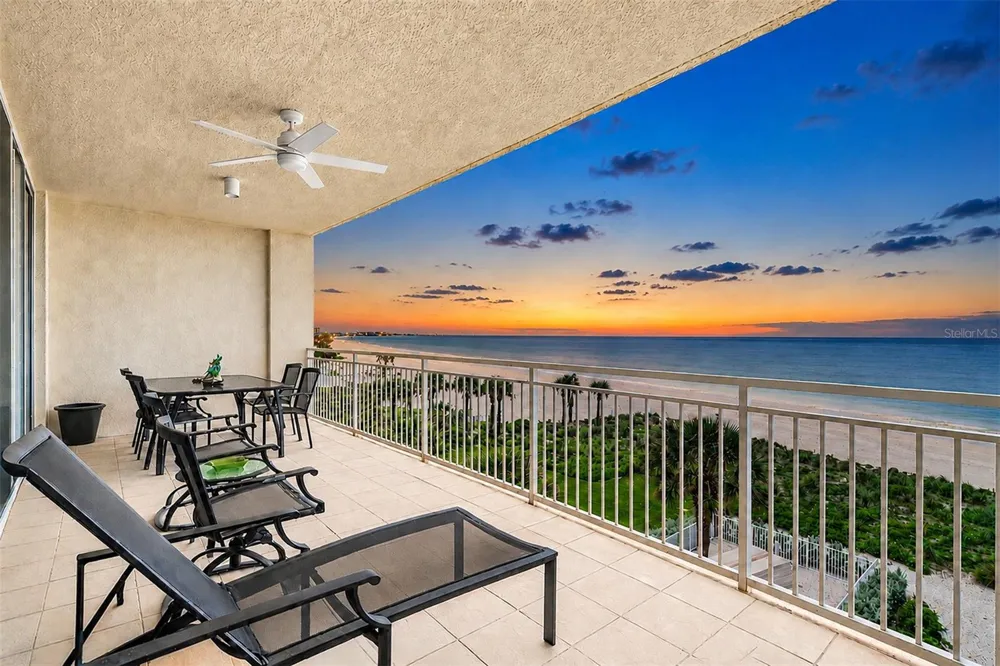 15208 GULF BOULEVARD #404 Madeira Beach, FL 33708