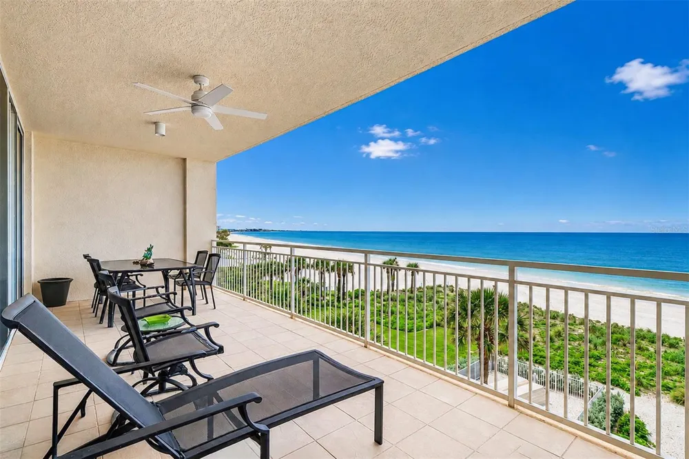 15208 GULF BOULEVARD #404 Madeira Beach, FL 33708