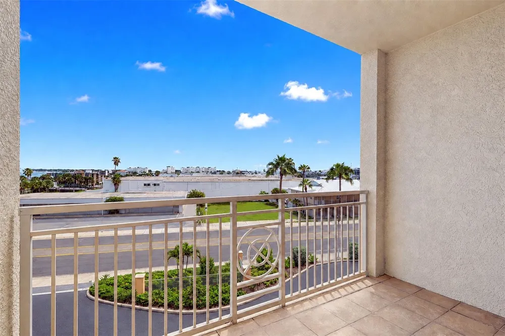 15208 GULF BOULEVARD #404 Madeira Beach, FL 33708