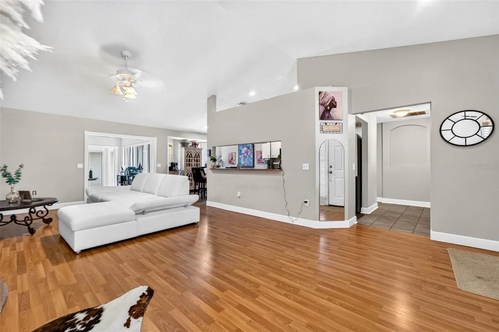 7524 JESSAMINE DRIVE Lakeland, FL 33810