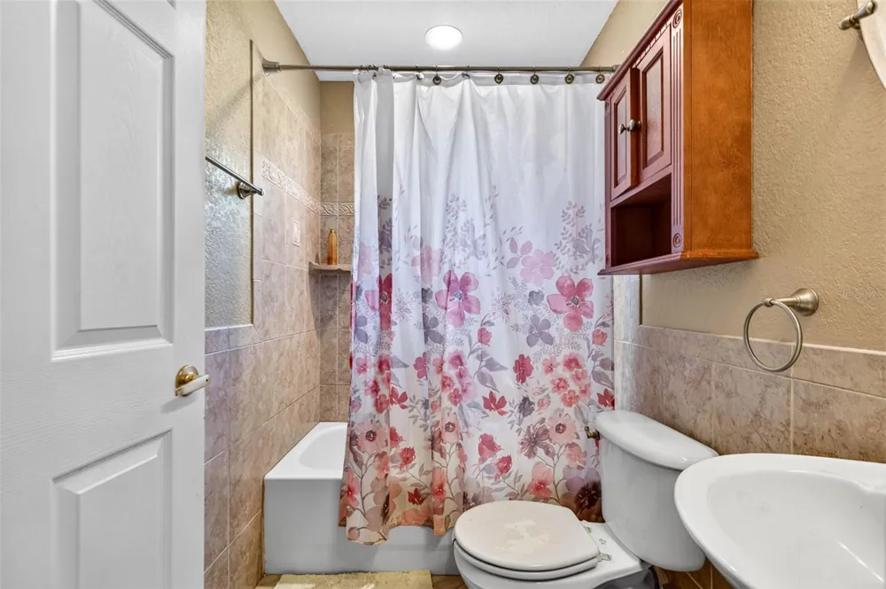7524 JESSAMINE DRIVE Lakeland, FL 33810