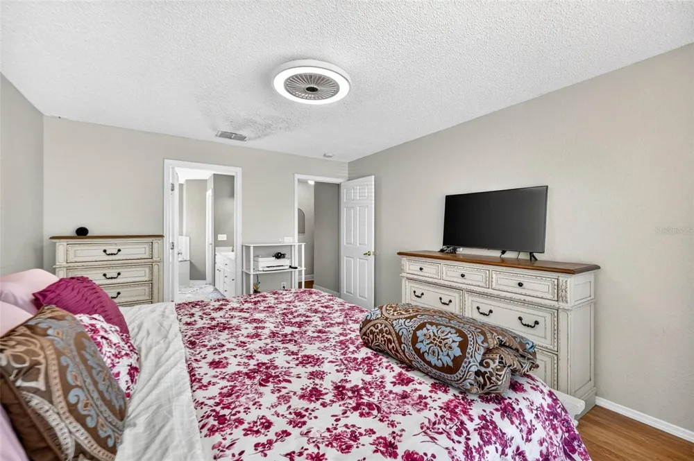 7524 JESSAMINE DRIVE Lakeland, FL 33810
