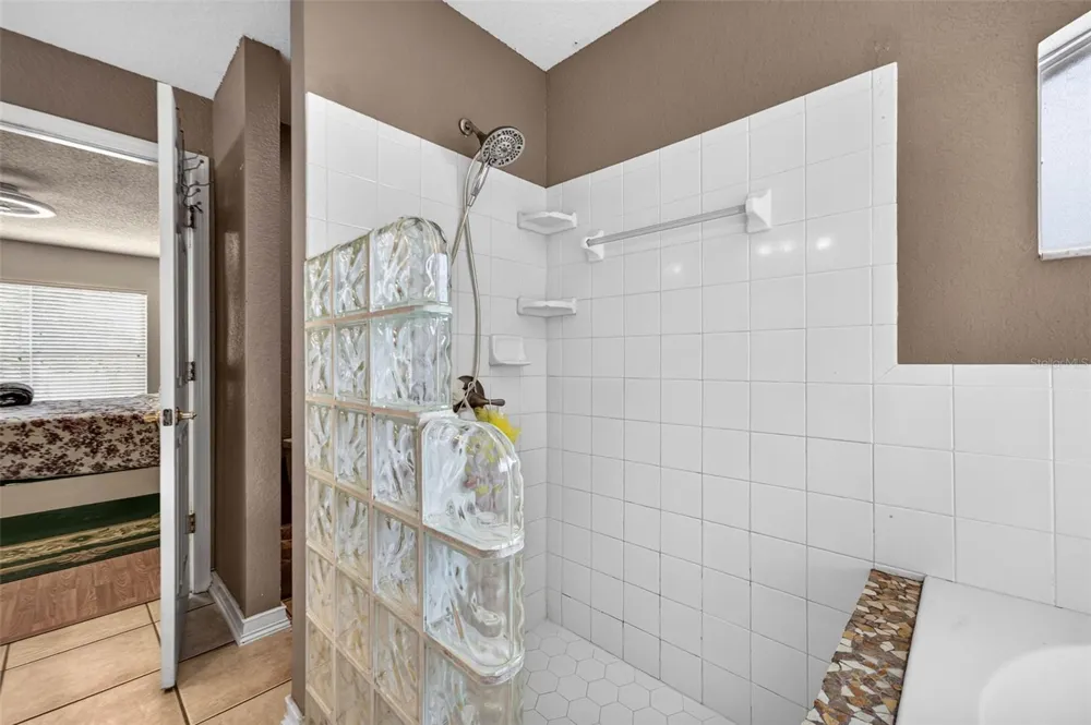 7524 JESSAMINE DRIVE Lakeland, FL 33810