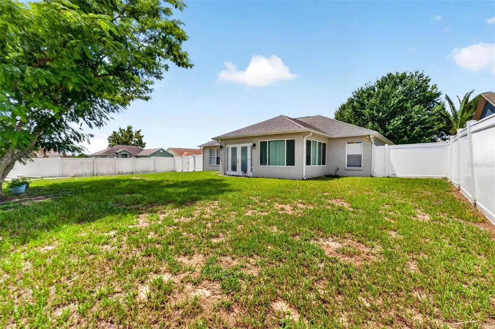 7524 JESSAMINE DRIVE Lakeland, FL 33810