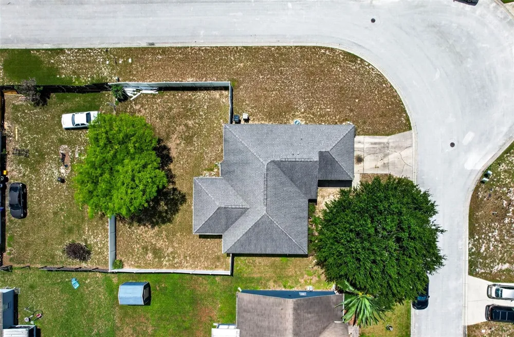 7524 JESSAMINE DRIVE Lakeland, FL 33810