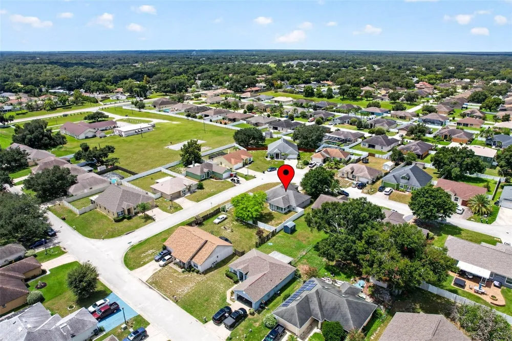 7524 JESSAMINE DRIVE Lakeland, FL 33810