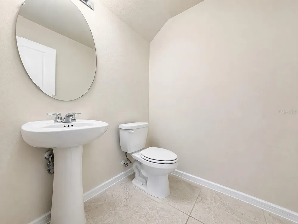 2092 CROSS PRAIRIE PARKWAY Kissimmee, FL 34744