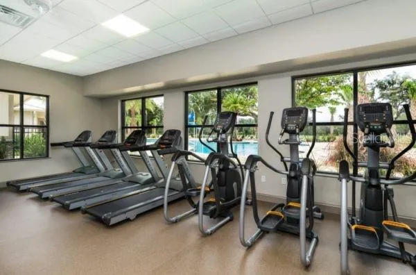 2092 CROSS PRAIRIE PARKWAY Kissimmee, FL 34744