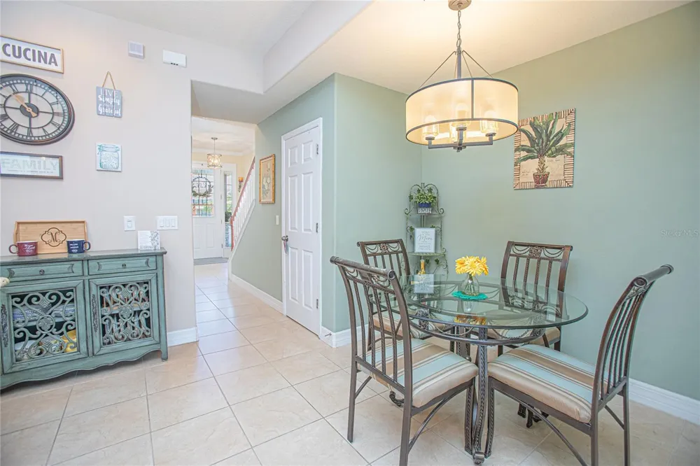 10520 BURROWS STREET Orlando, FL 32832