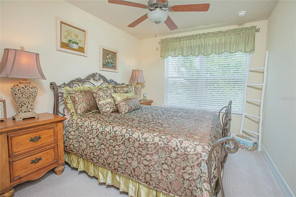 10520 BURROWS STREET Orlando, FL 32832