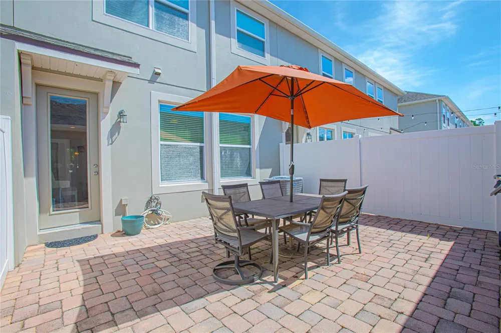 10520 BURROWS STREET Orlando, FL 32832