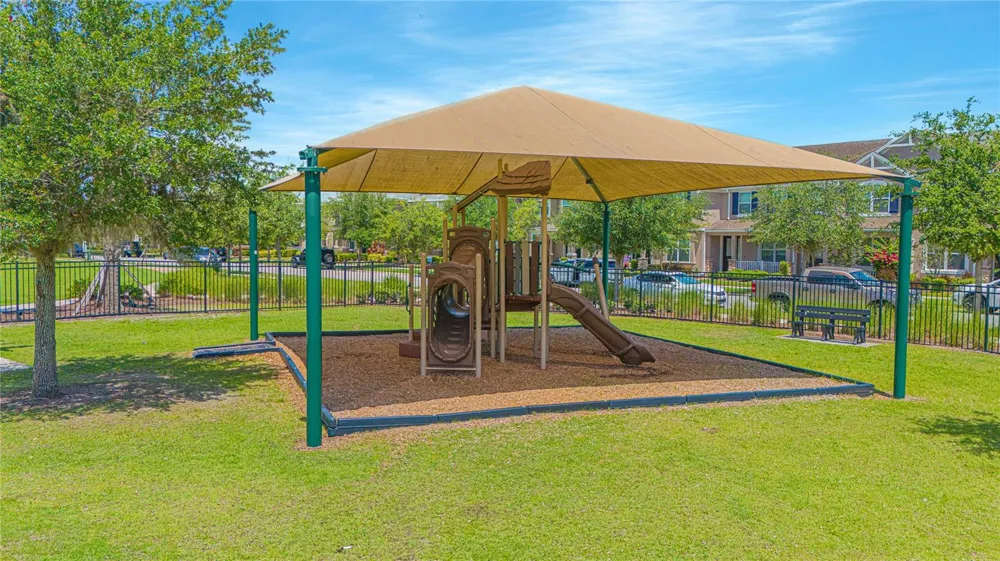 10520 BURROWS STREET Orlando, FL 32832