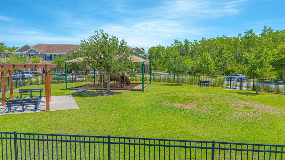 10520 BURROWS STREET Orlando, FL 32832
