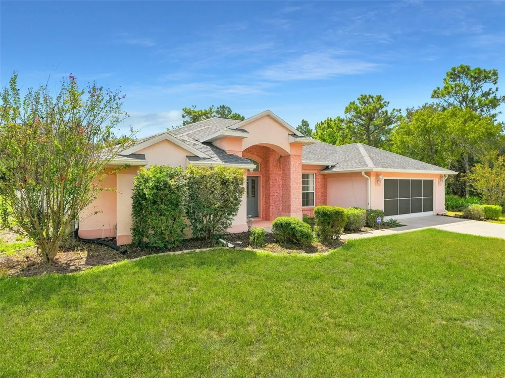 56 OAK VILLAGE BOULEVARD Homosassa, FL 34446