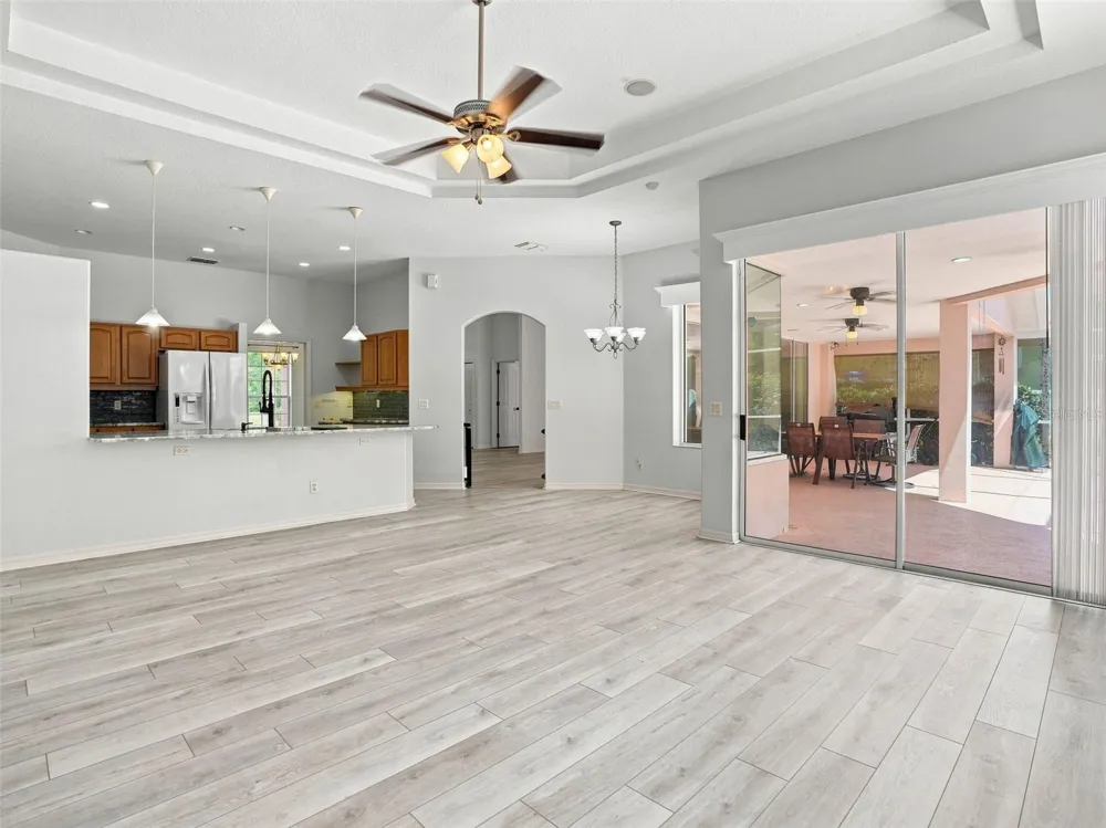 56 OAK VILLAGE BOULEVARD Homosassa, FL 34446