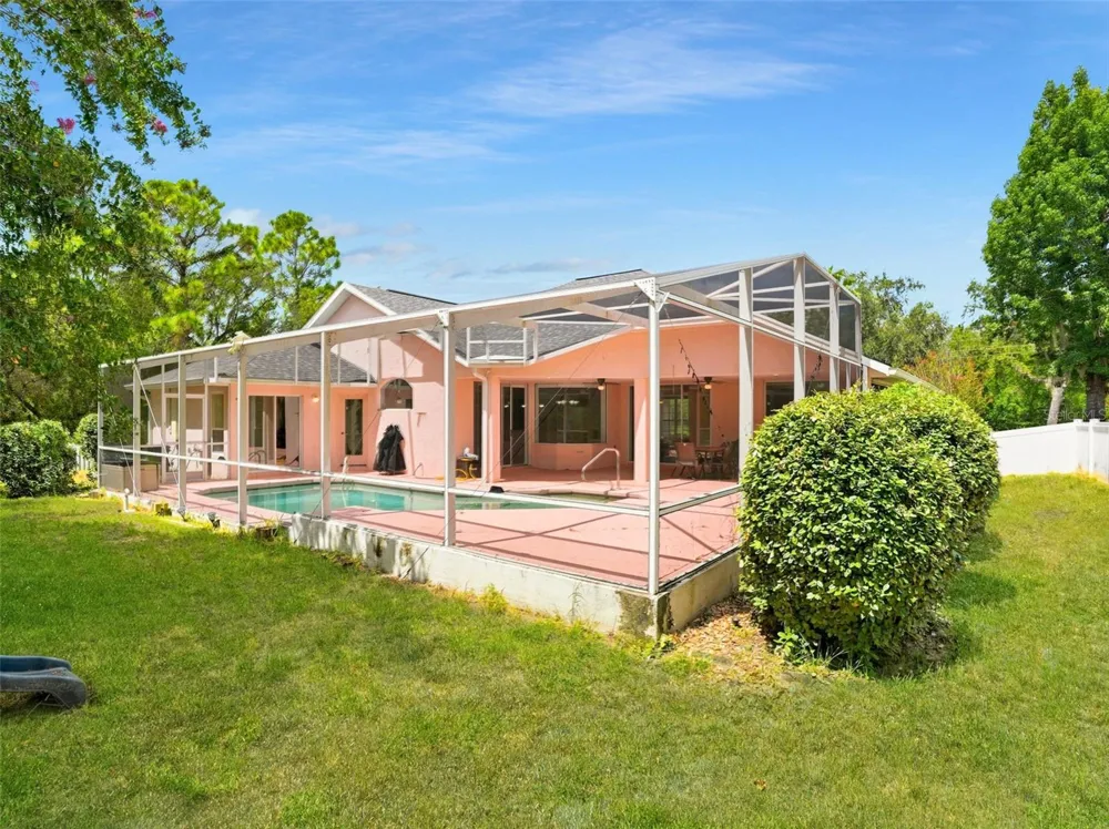 56 OAK VILLAGE BOULEVARD Homosassa, FL 34446