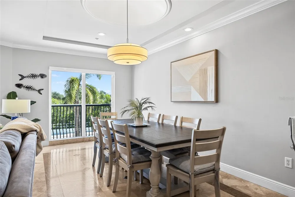 604 GULF BOULEVARD #207 Indian Rocks Beach, FL 33785