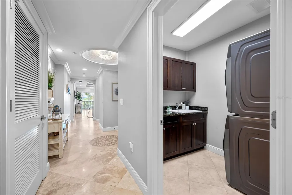 604 GULF BOULEVARD #207 Indian Rocks Beach, FL 33785