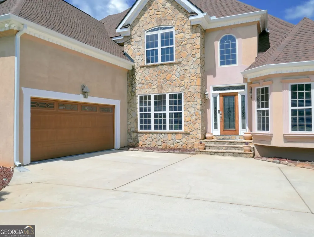 108 Southgate BLVD McDonough, GA 30253