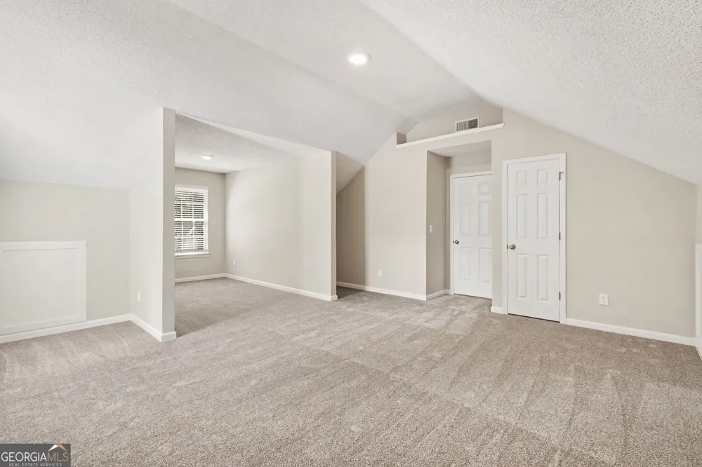 6182 Giles RD Lithonia, GA 30058