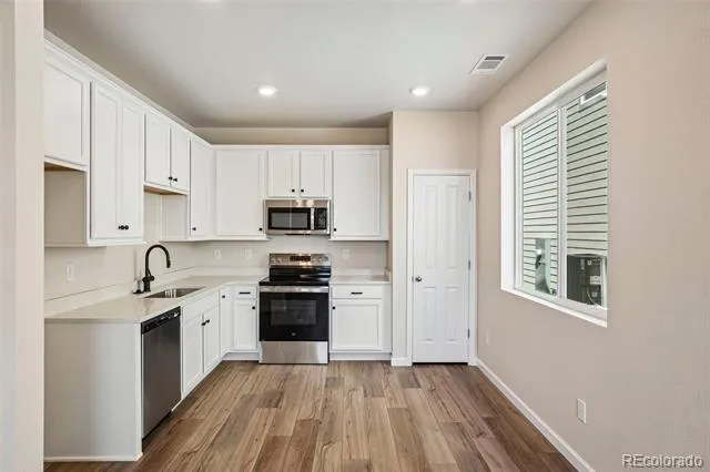 1478 Coral Place Longmont, CO 80504