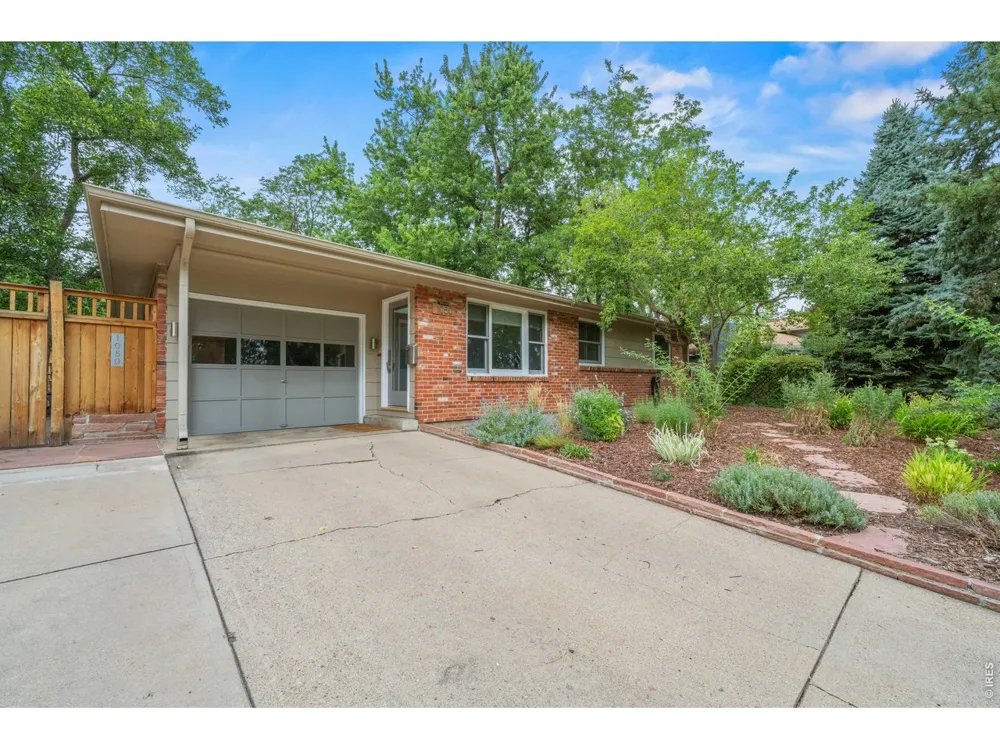 1050 Miami Way Boulder, CO 80305