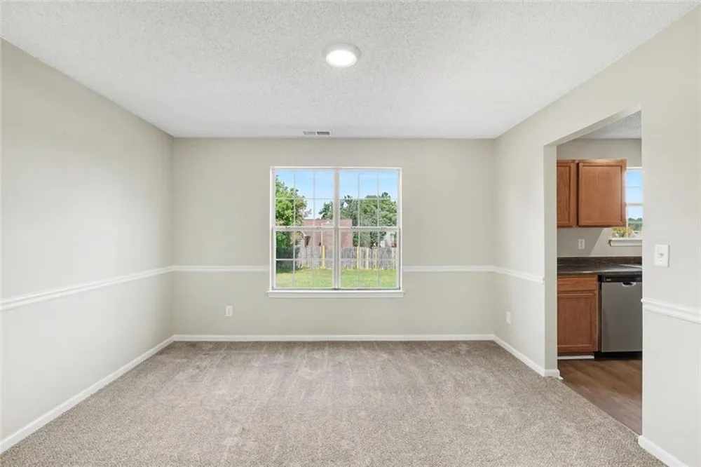 6182 Giles Road Lithonia, GA 30058