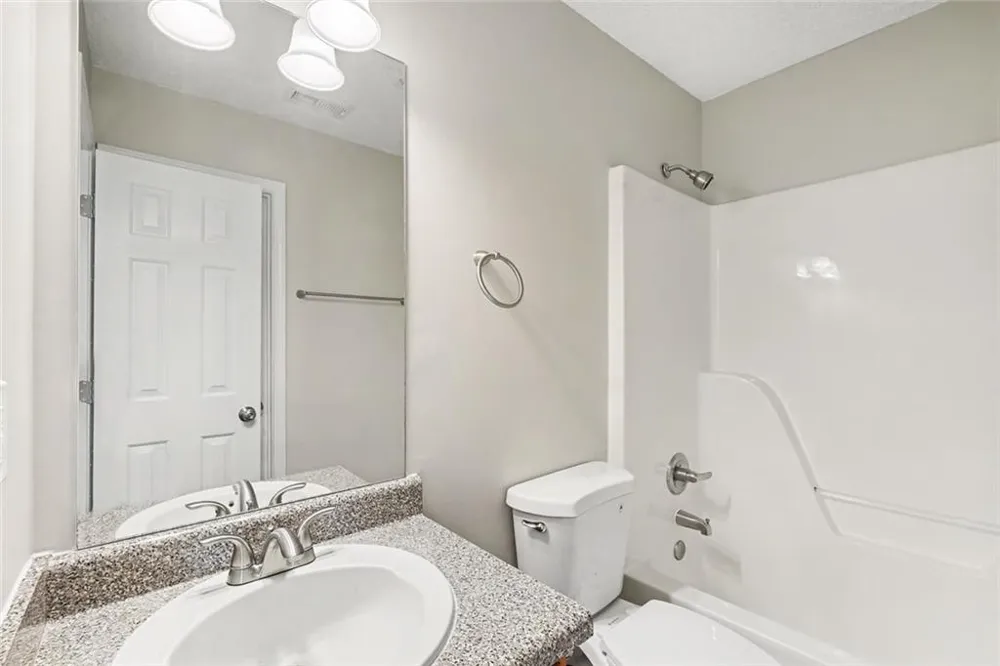 6182 Giles Road Lithonia, GA 30058